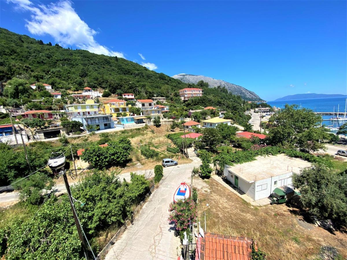 Lasithiotakis Apartments Poros  Exterior photo